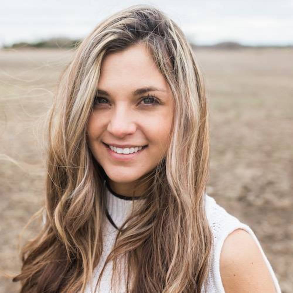 Meet your Posher, Andrea